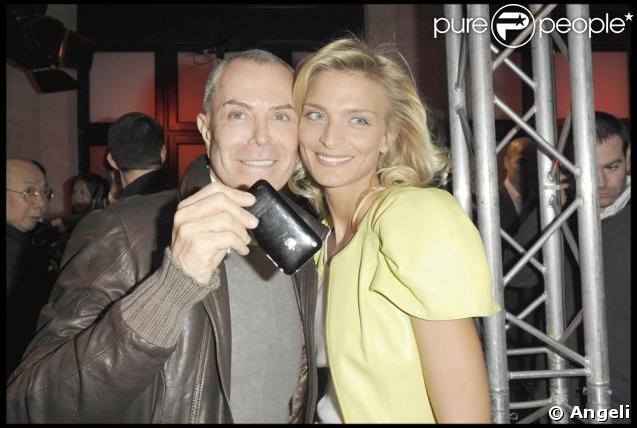 Jean-Claude Jitrois et Sarah Marshall, au Studio SFR, à l'occasion du lancement de l'iPhone 3G, le 7 avril 2009 !