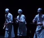 L'un des sketches lors du festival des Apprentiscènes à l'espace Pierre Cardin en avril 2009 