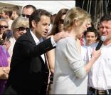 Carla Bruni et Nicolas Sarkozy, ici avec Marisa, lors de la remise du 1er prix du trophée Virginio Bruni Tedeschi à Cavalière <br />