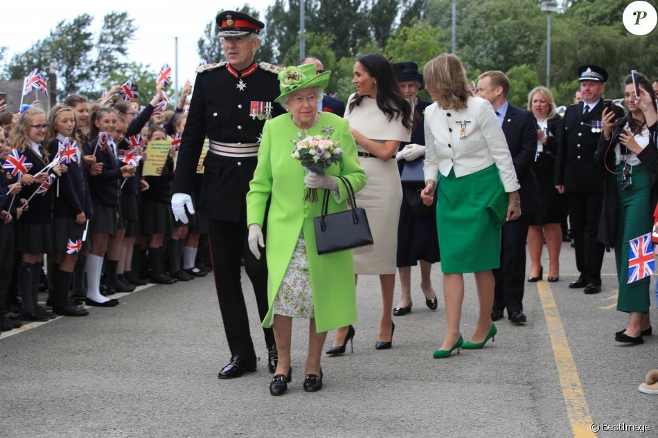 CASA REAL BRITÁNICA - Página 26 4119859-la-duchesse-de-sussex-meghan-markle-effe-950x0-1