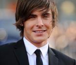 Et voilà ! Zac est arrivé à L.A. pour la Première de 