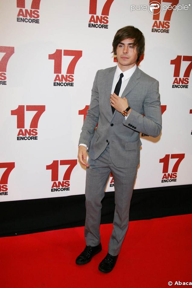 Nous avions quitté Zac Efron, à Paris, le 24 mars dernier... 