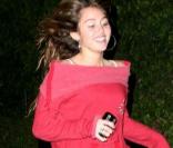 Miley Cyrus en pleine course près de chez elle à Los Angeles