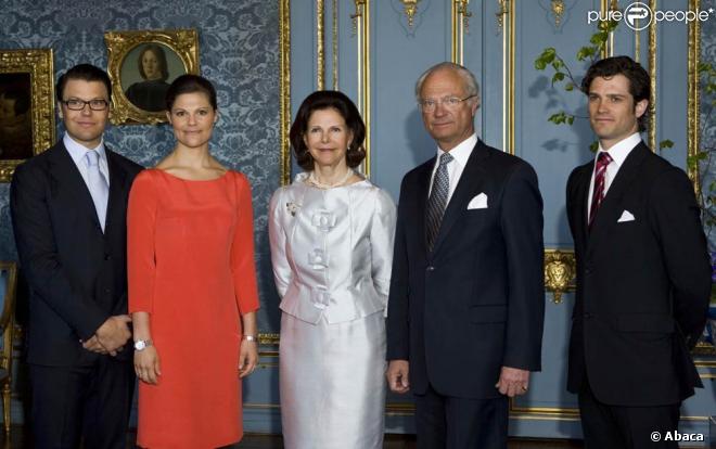 Daniel Westling et Victoria de Suède avec le couple royal, la reine Silvia et le roi Carl XVI Gustav de Suède