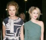 Drew Barrymore et Jessica Lange à l'Academie de Television des Arts et des Sciences, à Hollywood, le 18 avril
