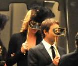 Les invités quittent le Punta Della Dogana à Venise le 24 avril 2009 après le dîner qui précède la fête du mariage de Salma Hayek et François-Henri Pinault : Charlize Theron et son compagnon Stuart Townsend 