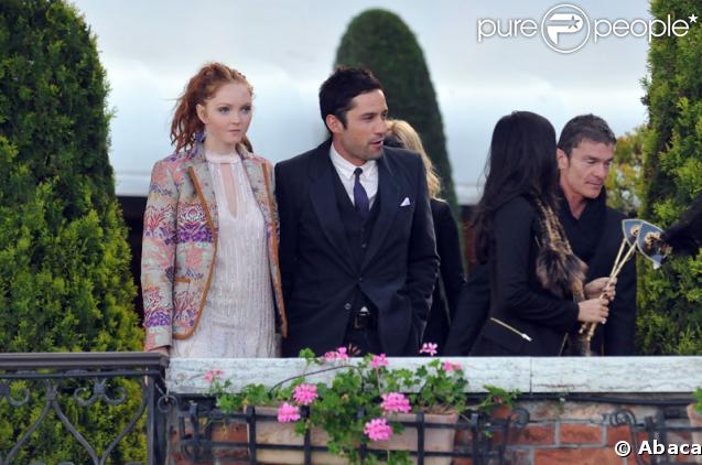 Les invités se dirigent vers le Punta Della Dogana à Venise pour le dîner précédant la célébration du mariage de Salma Hayek et François-Henri Pinault le 24 avril 2009 : Lily Cole 