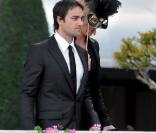 Les invités se dirigent vers le Punta Della Dogana à Venise pour le dîner précédant la célébration du mariage de Salma Hayek et François-Henri Pinault le 24 avril 2009 : Charlize Theron et Stuart Townsend 