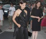 Katie Holmes est de sortie à New York ! 26/04/09