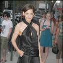 La magnifique Katie Holmes a troqué son look poubelle... contre une allure divinement réussie ! Quelle beauté !