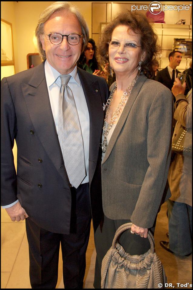 Claudia Cardinale et Diego della Valle lors de la soirée Tod's, rue du Faubourg St Honoré, le 28/04/09