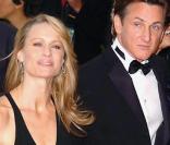 Sean Penn et Robin Wright Penn aux Oscars 2004, un couple plein d'amour 