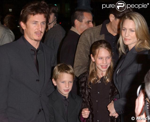 Sean Penn et Robin Wright Penn avec leurs deux enfants Dylan et Hopper 