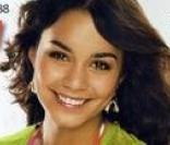 Vanessa Hudgens en couverture du magazine  Self  du mois de mai 2009