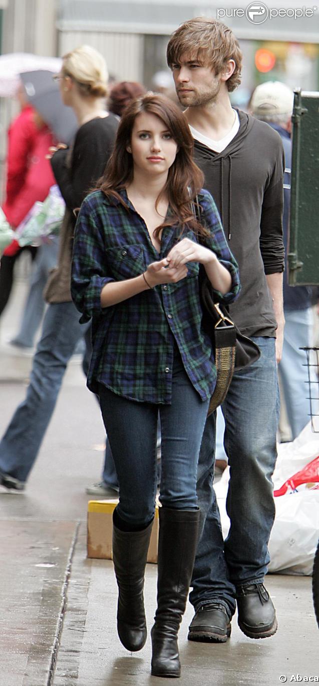 Chace Crawford sur le tournage de Twelve en compagnie d'Emma Roberts, le 4 mai 2009 à New York !