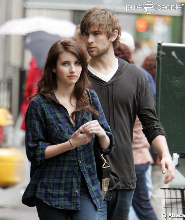 Chace Crawford sur le tournage de Twelve en compagnie d'Emma Roberts, le 4 mai 2009 à New York !