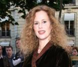 Florence Darel, très enceinte, au 15e gala Musique contre l'oubli, pour Amnesty International