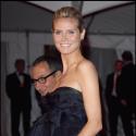 Quand Heidi Klum, enceinte, enlève sa robe... à la télé ! Regardez !