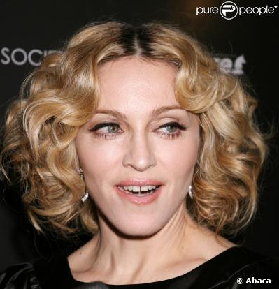 Madonna prête son image à Sunsilk : style 2007