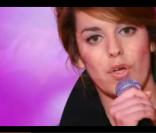 Leïla se rattrape de sa première chanson avec une jolie interprétation de 
