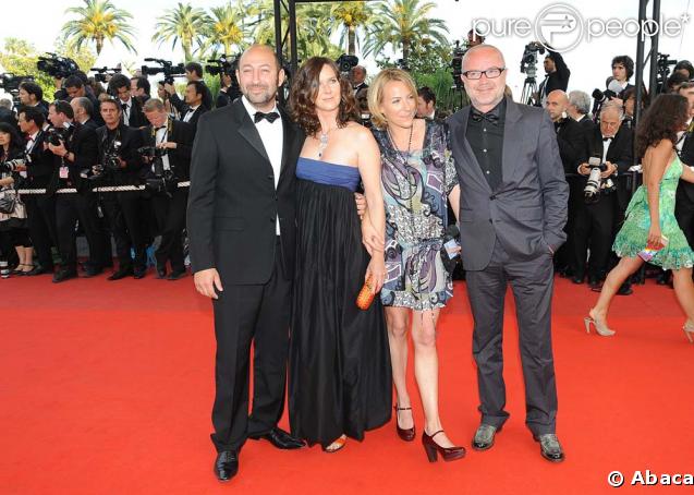 Kad Merad Et Sa Femme Emmanuelle Cosso Olivier Baroux Et Sa Femme Monsieur Papa Images Pictures Photos Icons And Wallpapers Ravepad The Place To Rave About Anything And Everything