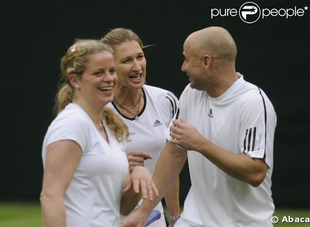 Andre Agassi et sa femme Steffi Graf participent 