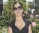 Quand Maria Grazia Cucinotta se promène sur la Croisette... Regardez-la dans les yeux s'il vous plait !