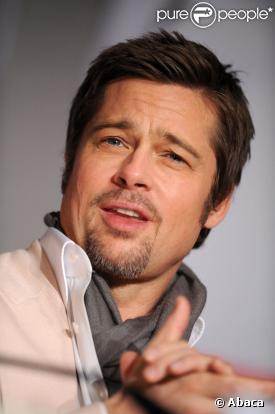 Brad Pitt lors de la conférence de presse d'Inglourious Basterds le 20 mai 2009 durant le 62e Festival de Cannes