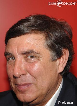 Jean-Pierre Foucault rendra hommage à Charles Aznavour ce soir sur TF1