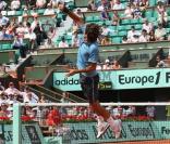 Roger Federer lors de son match contre l'Espagnol Alberto Martin : Federer a gagné 6-4,6-3,6-2