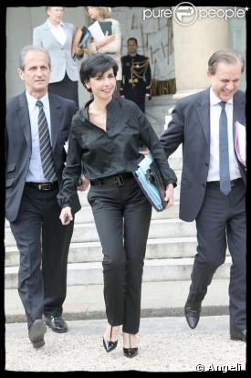 Rachida Dati sort du Conseil des ministres. 27/05/09 