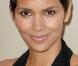 Halle Berry, très en beauté lors des Spike TV's "Guys Choice Awards" 2009, aux Sony Studios de Los Angeles, le 30 mai 2009 !