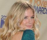 Sienna Miller aux MTV Movie Awards à Los Angeles, le 31 mai 2009