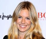 Sienna Miller en promotion pour le nouveau parfum d'Hugo Boss Orange, à Madrid le 5 juin 2009