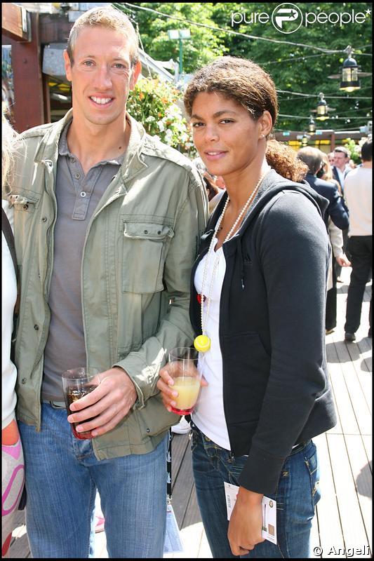 Alain Bernard et Coralie Balmy en amoureux hier à Roland-Garros