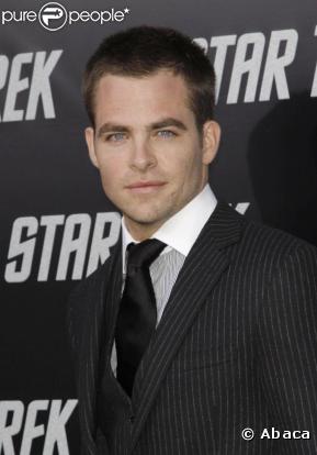 Chris Pine n°2 du classement des célibataires les plus sexy du magazine People : le héros de Star Trek est un beau gosse inter-galactique !