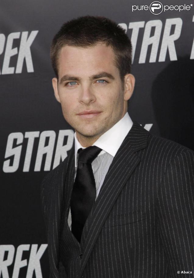 Chris Pine n°2 du classement des célibataires les plus sexy du magazine People : le héros de Star Trek est un beau gosse inter-galactique ! 