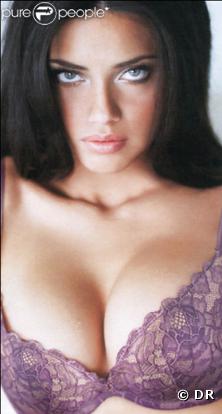 Adriana Lima pour Victoria's Secret !