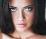 Adriana Lima pour Victoria's Secret !