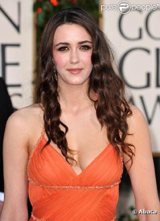 Aujourd'hui Madeline Zima a bien grandi. Fini pour elle, les uniformes d'écolière et les tresses bien sages. A 23 ans, la jeune actrice est une vraie bombe. Même David Duchovny ne lui résiste pas ! Ensemble ils adorent la... Californication ! 