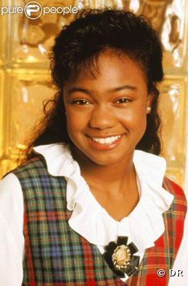 Ashley Banks est la benjamine de la famille. Beaucoup plus réservée que son frère et sa soeur, elle s'attache très vite à son cousin Will.