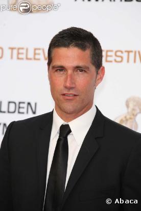 Après avoir géré ses 4 frères et soeurs avec brio, Matthew Fox était prêt pour n'importe quel défi... Le beau gosse a donc enfilé son costume de Jack Shephard. Dans Lost, il est le Doc de l'île des disparus !