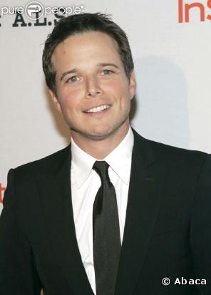 Grâce à La Vie à Cinq, Scott Wolf a appris les bases pour gérer à bien une famille. Aujourd'hui il n'aura pas appris tout ça en vain car... il est papa !