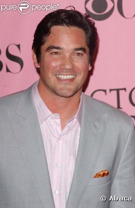 Si Superman arrive si bien à s'envoler, la carrière de Dean Cain, elle, a du plomb dans l'aile ! Aujourd'hui il joue son plus beau rôle... celui de Super-papa !