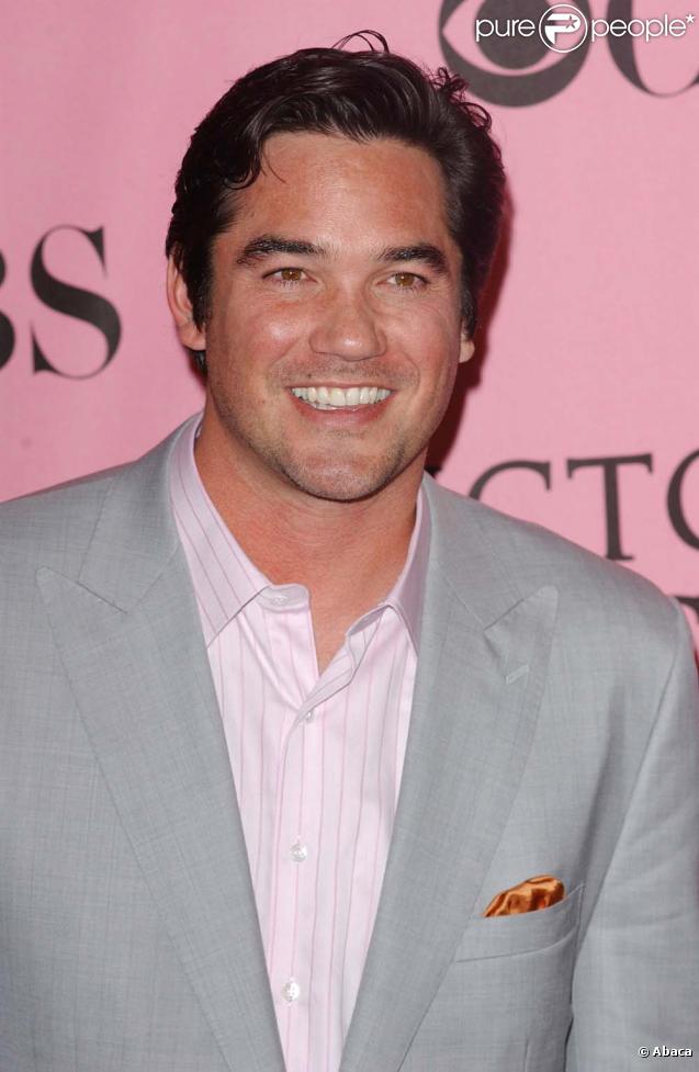 Si Superman arrive si bien à s'envoler, la carrière de Dean Cain, elle, a du plomb dans l'aile ! Aujourd'hui il joue son plus beau rôle... celui de Super-papa ! 