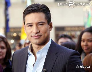 A.C Slater a bien changé... Le minet latino est devenu un vrai Latin Lover ! Après Pacific Blue et Nip Tuck, l'ex petit ami d'Eva Longoria présente aujourd'hui America's Best Dance Crew. Il a le rythme dans la peau ! 