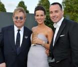 Elton John, Kate Beckinsale et David Furnish à la soirée White Tie &Tiara Ball