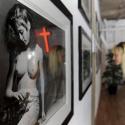 Madonna : l'exposition de ses photos... où elle apparaît totalement nue, vient d'ouvrir à Londres ! Regardez !