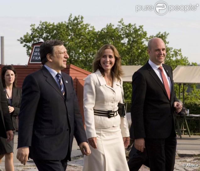 Jose Manuel Barroso et le premier ministre suédois avec sa femme Filippa lors de la prise de présidence de la Suède le 1er juillet 2009