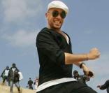 Pascal Obispo a dévoilé le deuxième extrait de  Welcome to the magic world of Captain Samouraï Flower 